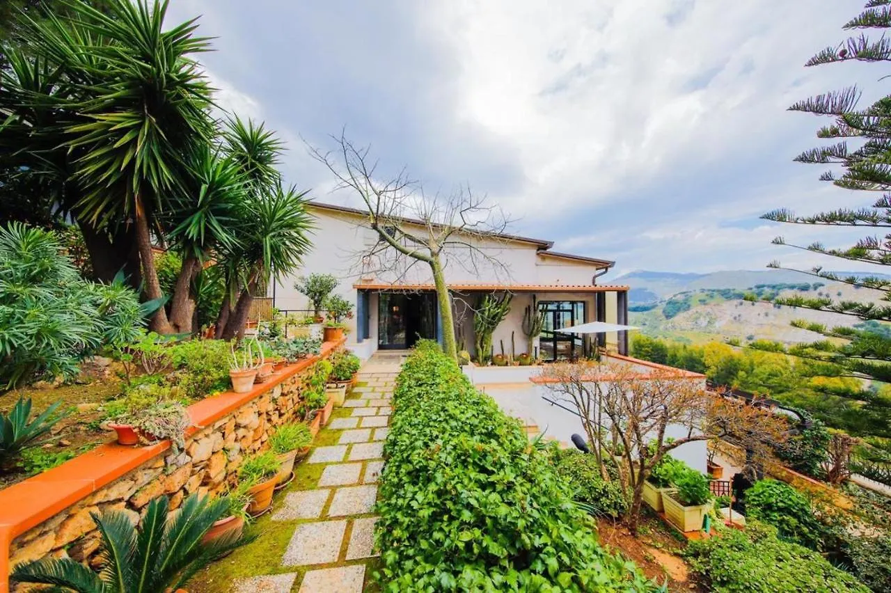 別荘 Villa Rosa Bianca パレルモ
